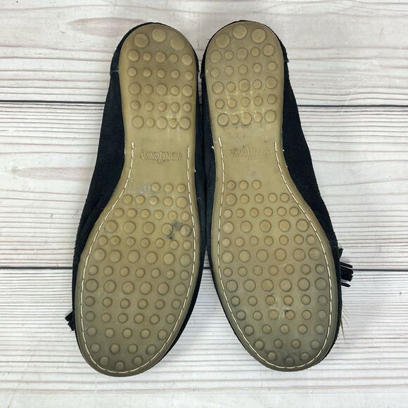 Minnetonka Moccasin Womens 7 Black Suede Leather Flats Feather Tassel Moc Loafer - Picture 6 of 14